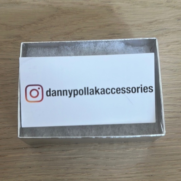 SOLD - Danny Pollak Handcrafted Fuschia Swarovski Crystal Leaf Brooch / Pendant - Picture 7 of 9